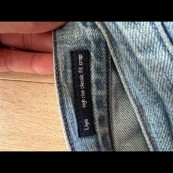 Liya straight high rise in size 25! They are too small. So soft and comfy. - Picture 4 of 4